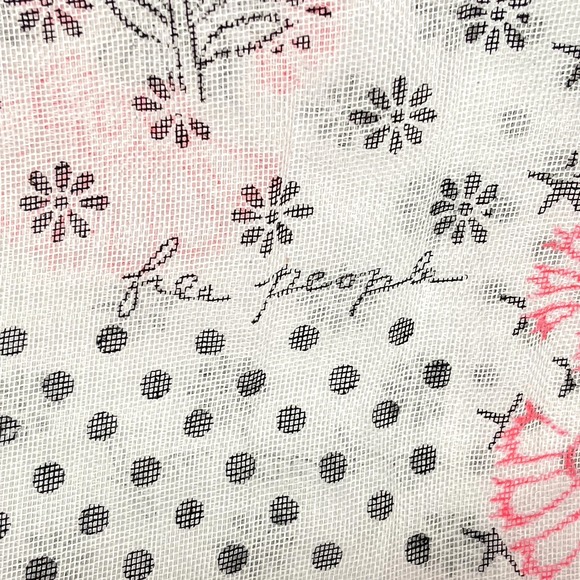 Free People Reusable Shopping Tote Mesh Bag XL Boho Pink Floral Lightweight - Picture 2 of 8